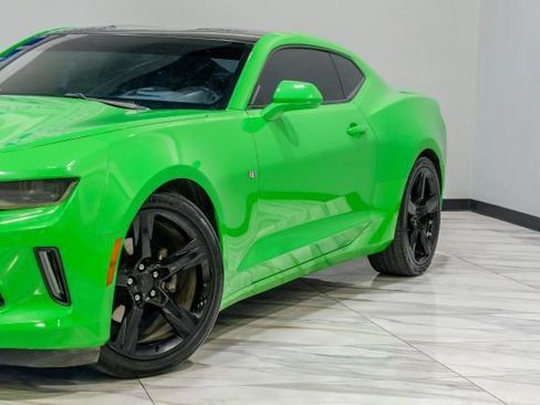 Used 2017 Chevrolet Camaro LT RWD image 7