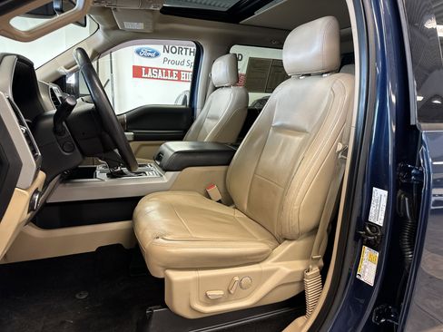 Used 2017 Ford F150 Lariat w/ Equipment Group 502A Luxury image 5