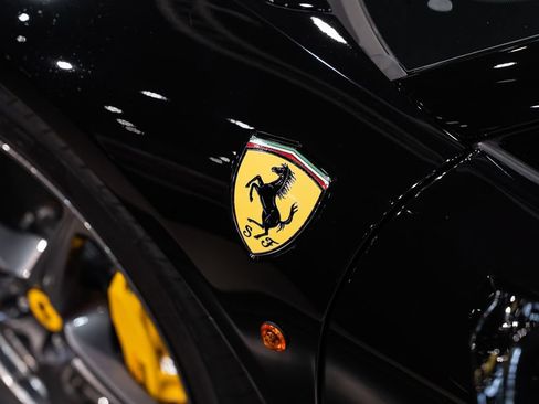 Certified 2014 Ferrari 458 Spider RWD image 12