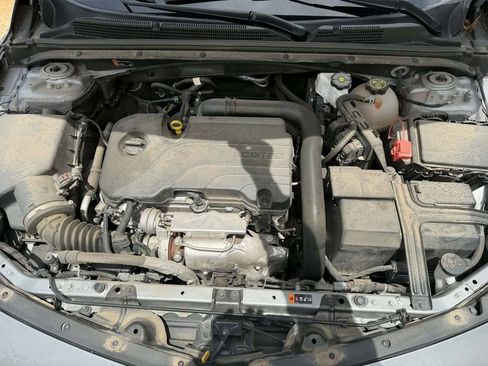 Used 2024 Chevrolet Malibu LT FWD image 21