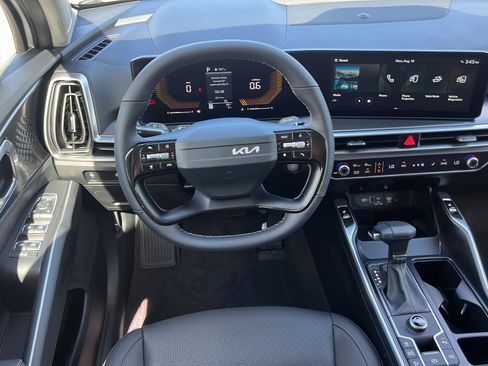 New 2026 Kia Sorento S w/ S Panoramic Sunroof Package FWD image 12