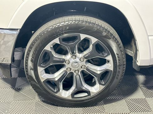 Used 2023 RAM 1500 Limited image 12