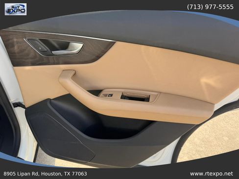 Used 2019 Audi Q8 Premium w/ Convenience Package AWD/4WD image 34