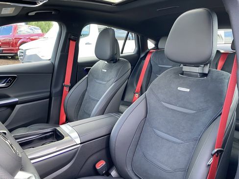 New 2025 Mercedes-Benz GLC 63 AMG S image 6