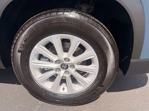 Used 2025 Toyota Grand Highlander AWD image 46