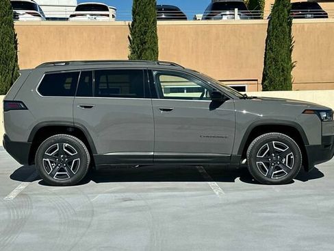 New 2026 Jeep Cherokee Limited AWD/4WD image 3