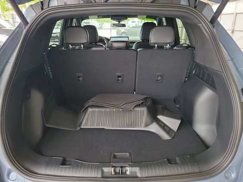Used 2024 Ford Escape ST-Line w/ Tech Pack #1 FWD image 8
