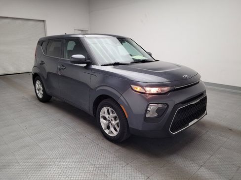 Used 2020 Kia Soul S image 13