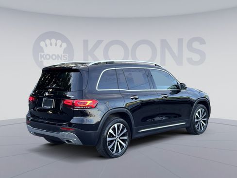 Used 2022 Mercedes-Benz GLB 250 4MATIC w/ Premium Package Lite image 11