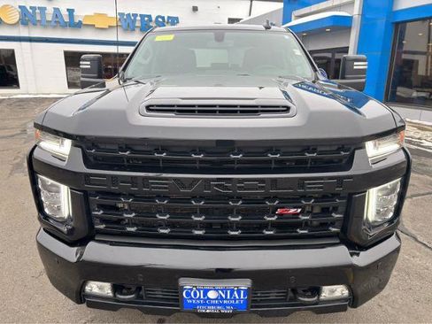 Used 2022 Chevrolet Silverado 2500 LT w/ Midnight Edition image 16
