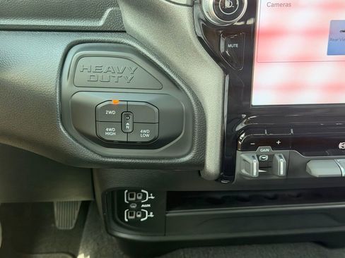 New 2026 RAM 2500 Tradesman AWD/4WD image 20