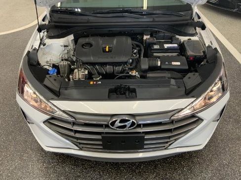 Used 2019 Hyundai Elantra SE FWD image 34