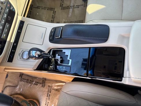 Used 2013 Lexus ES 350 w/ Luxury Pkg image 15