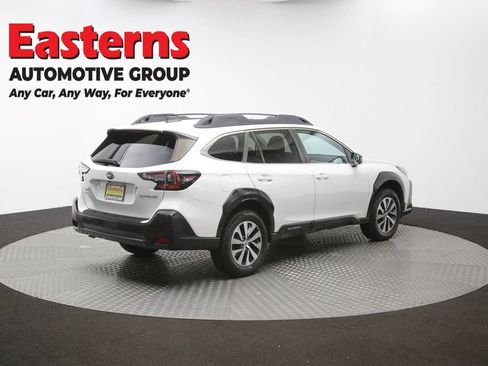 Used 2023 Subaru Outback Premium AWD/4WD image 41