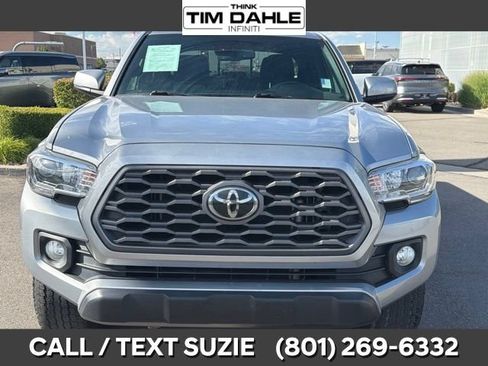 Used 2021 Toyota Tacoma TRD Off-Road AWD/4WD image 4