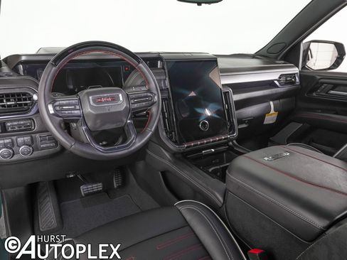 Used 2025 GMC Yukon AT4 Ultimate image 19