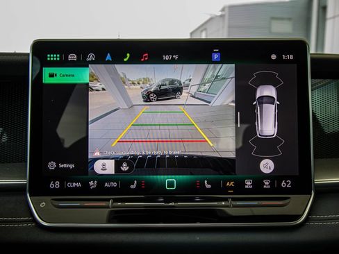 Certified 2025 Volkswagen Tiguan SE R-Line FWD image 43