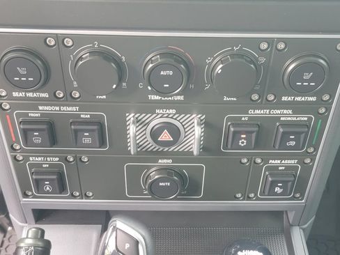 Used 2025 INEOS Grenadier AWD/4WD image 26