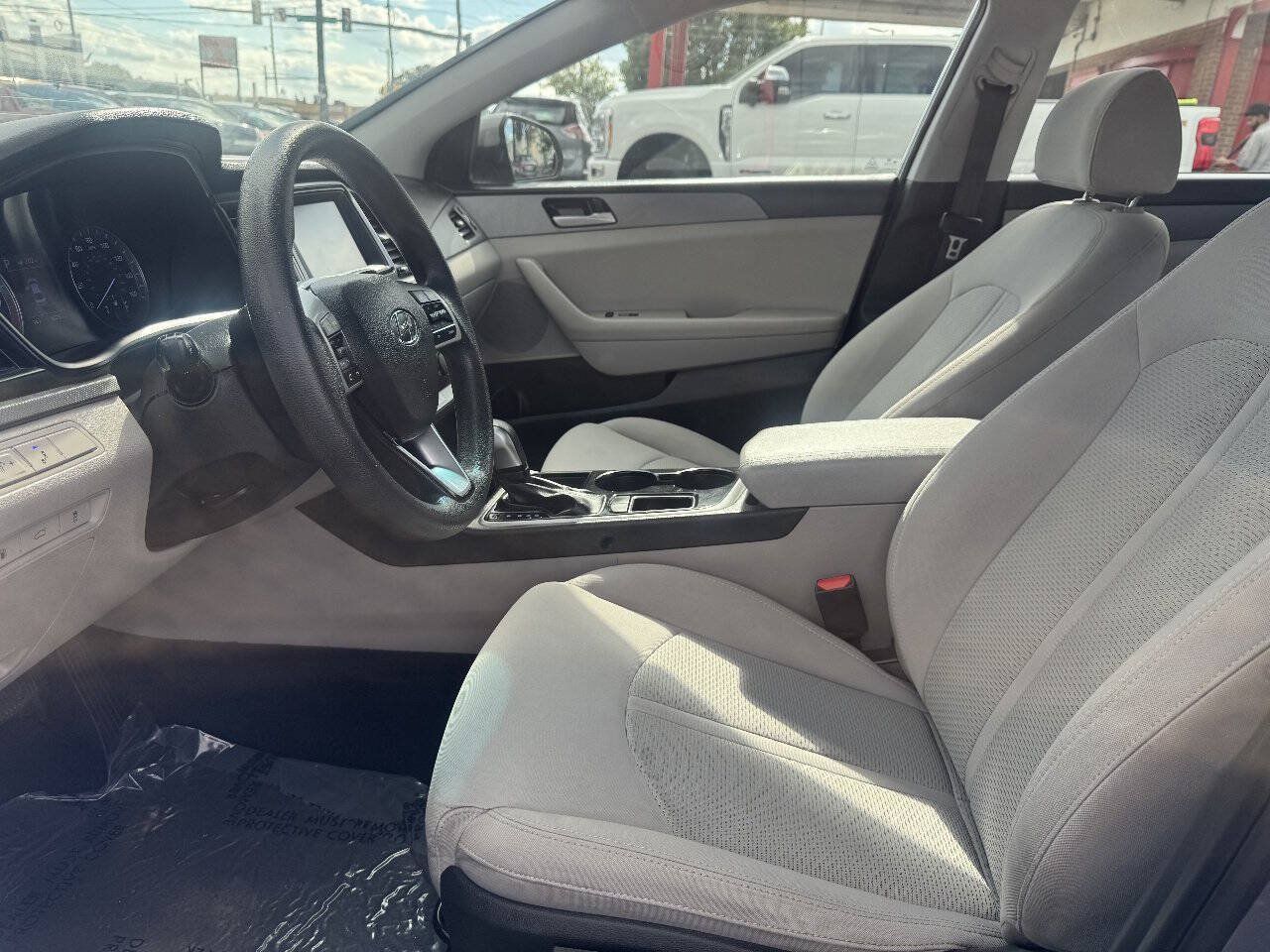 Used 2019 Hyundai Sonata SE FWD image 16