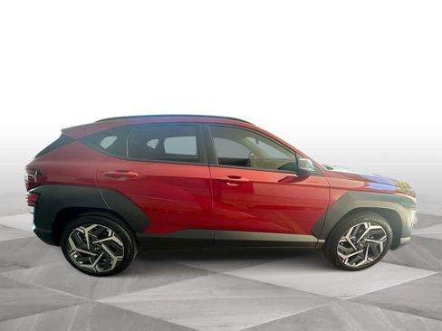Used 2026 Hyundai Kona SEL Premium FWD image 8