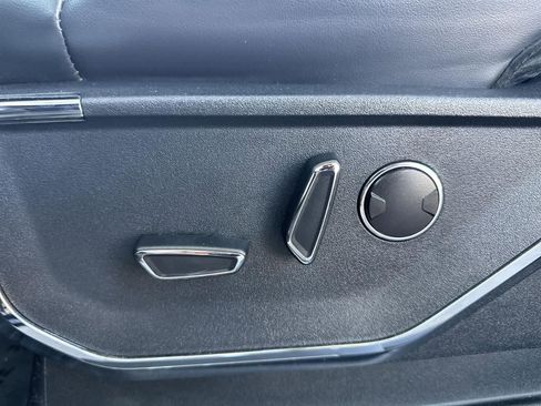 Used 2023 Ford F150 Platinum image 24