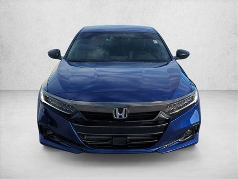 Used 2022 Honda Accord Sport image 2