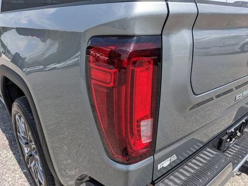 Used 2026 GMC Sierra 1500 Denali Ultimate AWD/4WD image 11