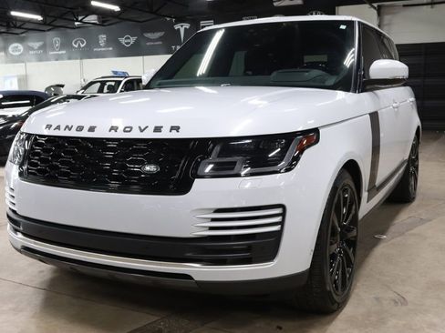 Used 2019 Land Rover Range Rover Supercharged image 1