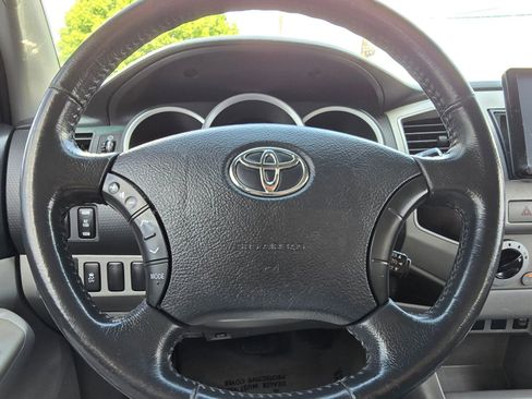 Used 2011 Toyota Tacoma PreRunner w/ TRD Sport Pkg RWD image 26