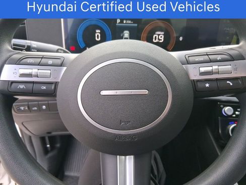 Certified 2025 Hyundai Santa Cruz SEL image 22