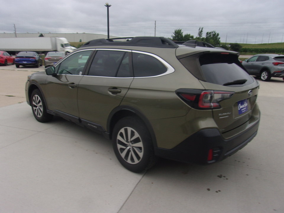 Used 2022 Subaru Outback Premium AWD/4WD image 7