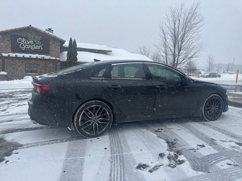 Used 2024 Kia K5 GT image 10