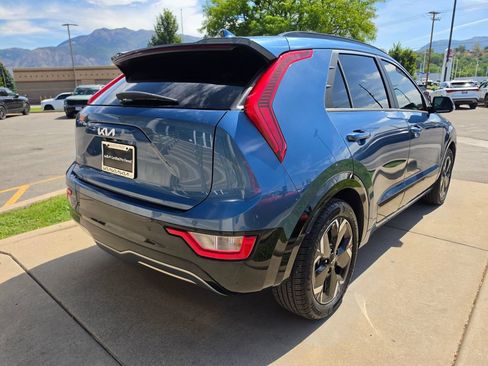 Certified 2023 Kia Niro Wind w/ Wind Preserve Package FWD image 5