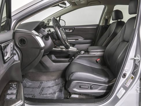 Used 2018 Honda Clarity Touring image 6