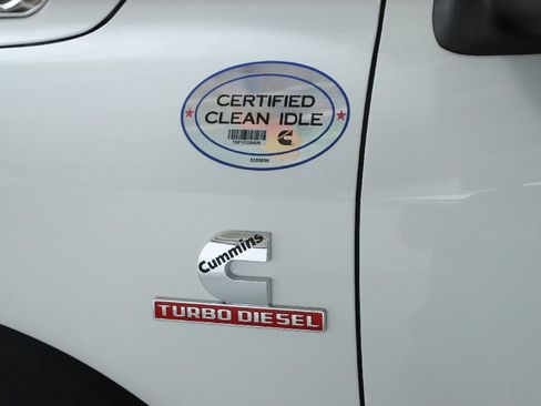 Used 2024 RAM 4500 SLT w/ Quick Order Package 2YG SLT image 38