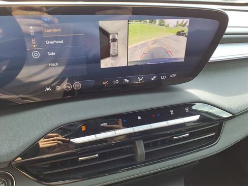 Used 2026 Buick Enclave Preferred FWD image 36