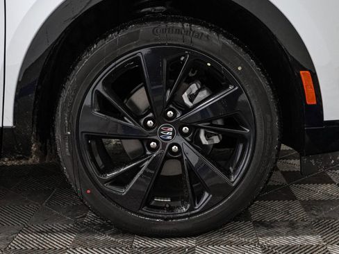 New 2026 Buick Envision Sport Touring image 18