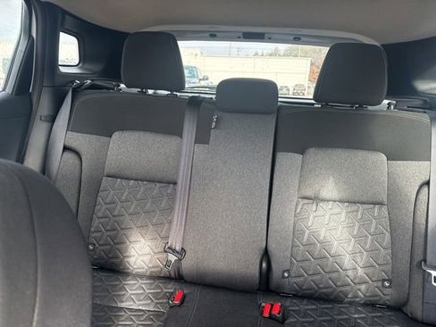 Used 2025 Nissan Kicks SV image 26