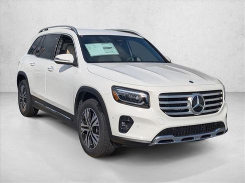 Used 2025 Mercedes-Benz GLB 250 image 6