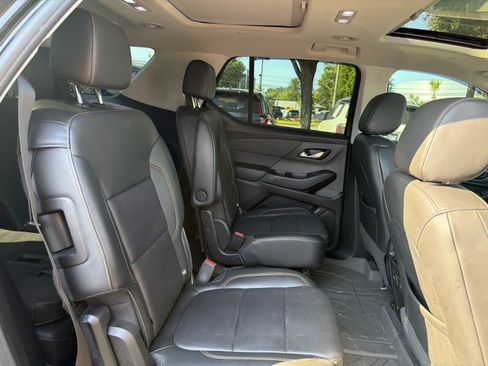 Used 2019 Chevrolet Traverse Premier w/ Redline Edition FWD image 19