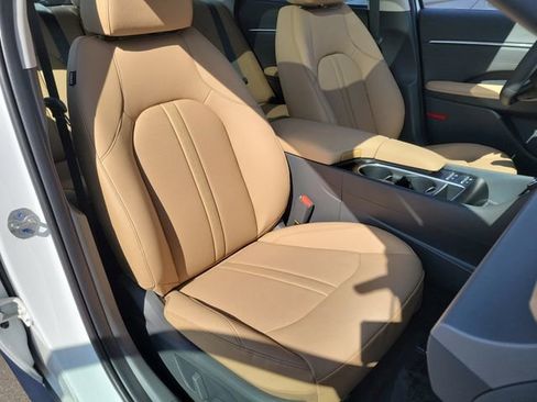 New 2025 Hyundai Sonata Limited image 20