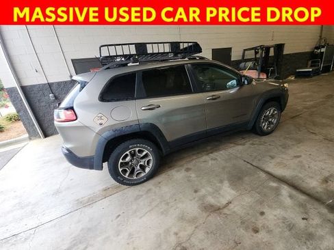 Used 2021 Jeep Cherokee Trailhawk w/ Sun, Sound & Nav Group AWD/4WD image 13