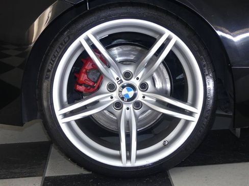 Used 2015 BMW Z4 sDrive35is RWD image 35