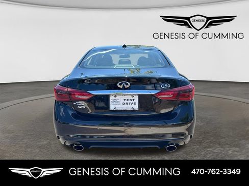 Used 2018 INFINITI Q50 Luxe w/ Essential Package (2.0T Luxe) AWD/4WD image 6