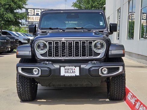 New 2026 Jeep Wrangler Unlimited Sahara AWD/4WD image 5