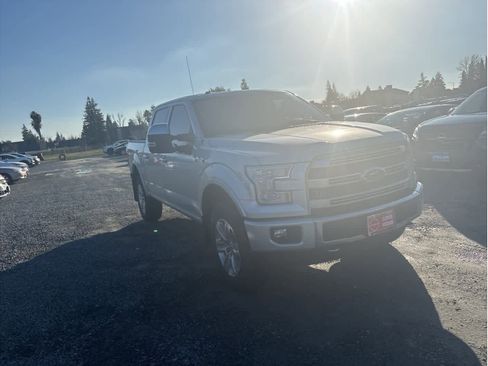 Used 2016 Ford F150 Platinum w/ Equipment Group 701A Luxury image 7