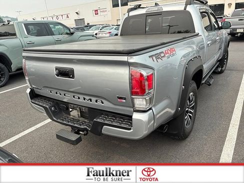 Used 2023 Toyota Tacoma TRD Sport w/ Black Out Package (TMS) AWD/4WD image 15