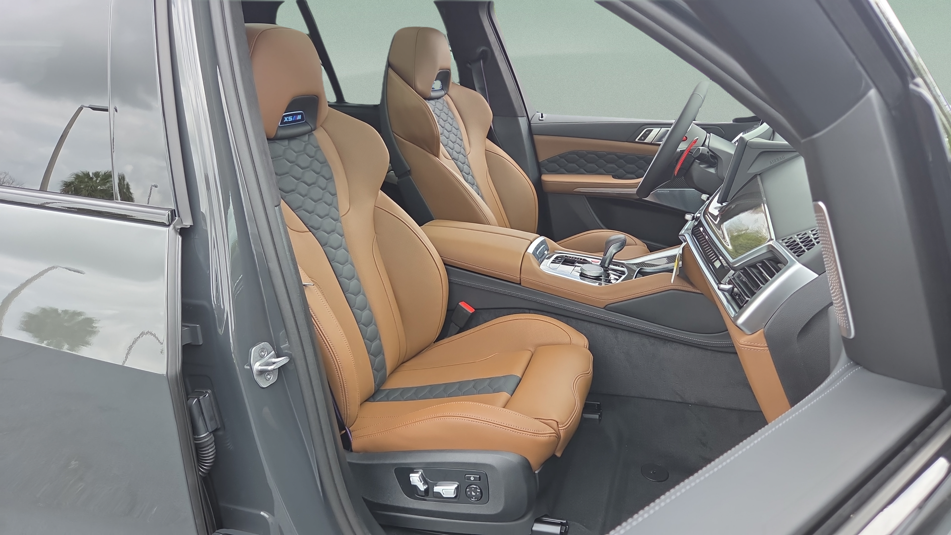 New 2026 BMW X5 M Competition w/ Executive Package AWD/4WD image 17