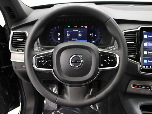 Used 2023 Volvo XC90 B6 Ultimate w/ Protection Package image 22