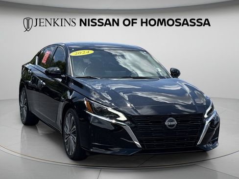 Certified 2024 Nissan Altima 2.5 SL AWD/4WD image 1